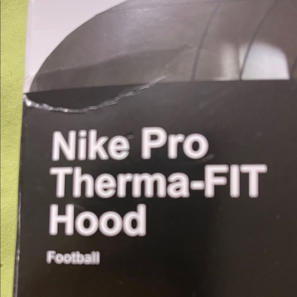 Nike Black Therma-FIT Hood with gray Logo - Picture 2 of 6
